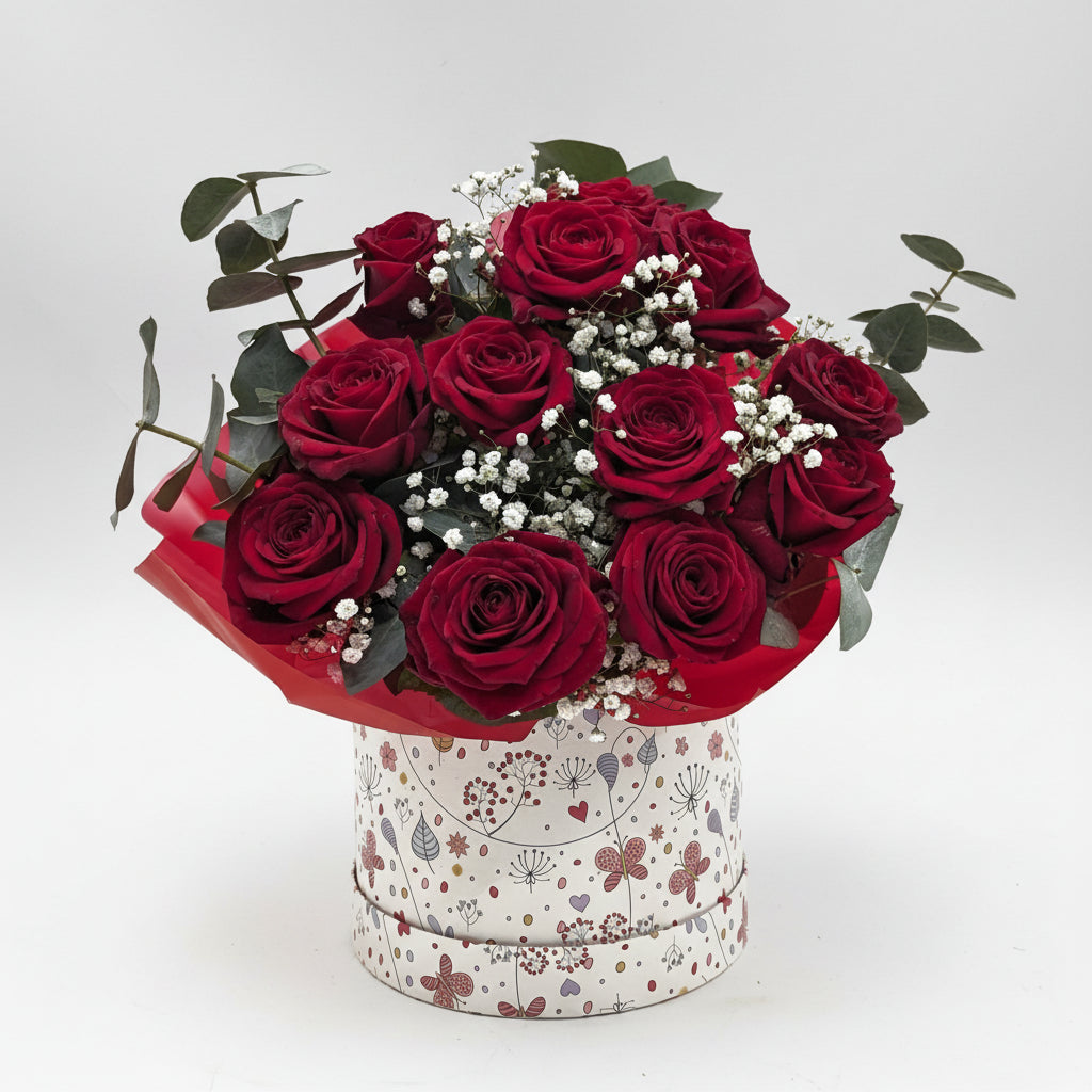 Hat Box | Red Roses & Gypsophila