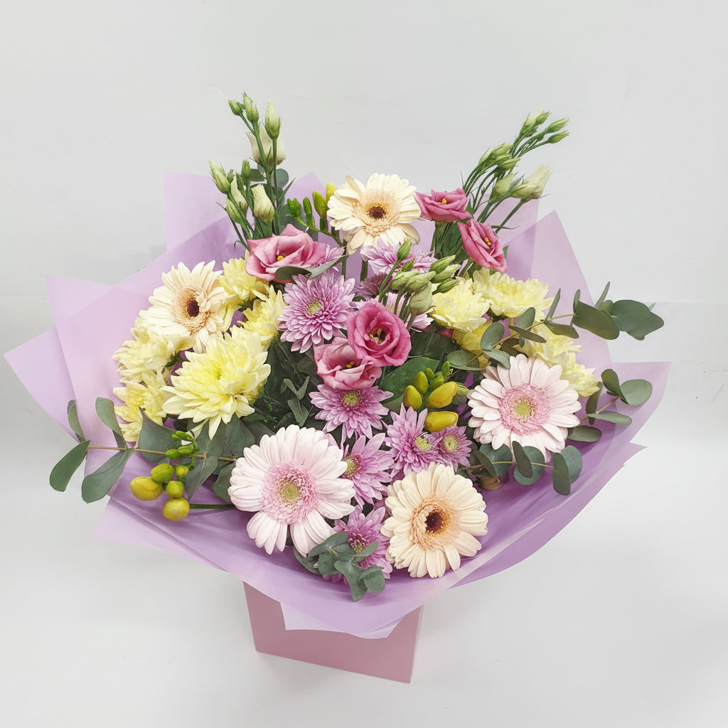 Handtied | Summer Blossom