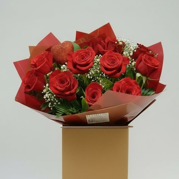 Handtied | Dozen Roses - Red – Les Fleurs Florist